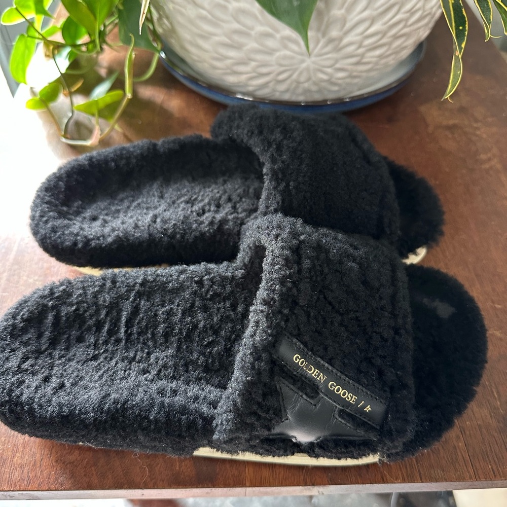 Golden Goose Black Pool Slides - Picture 6 of 7